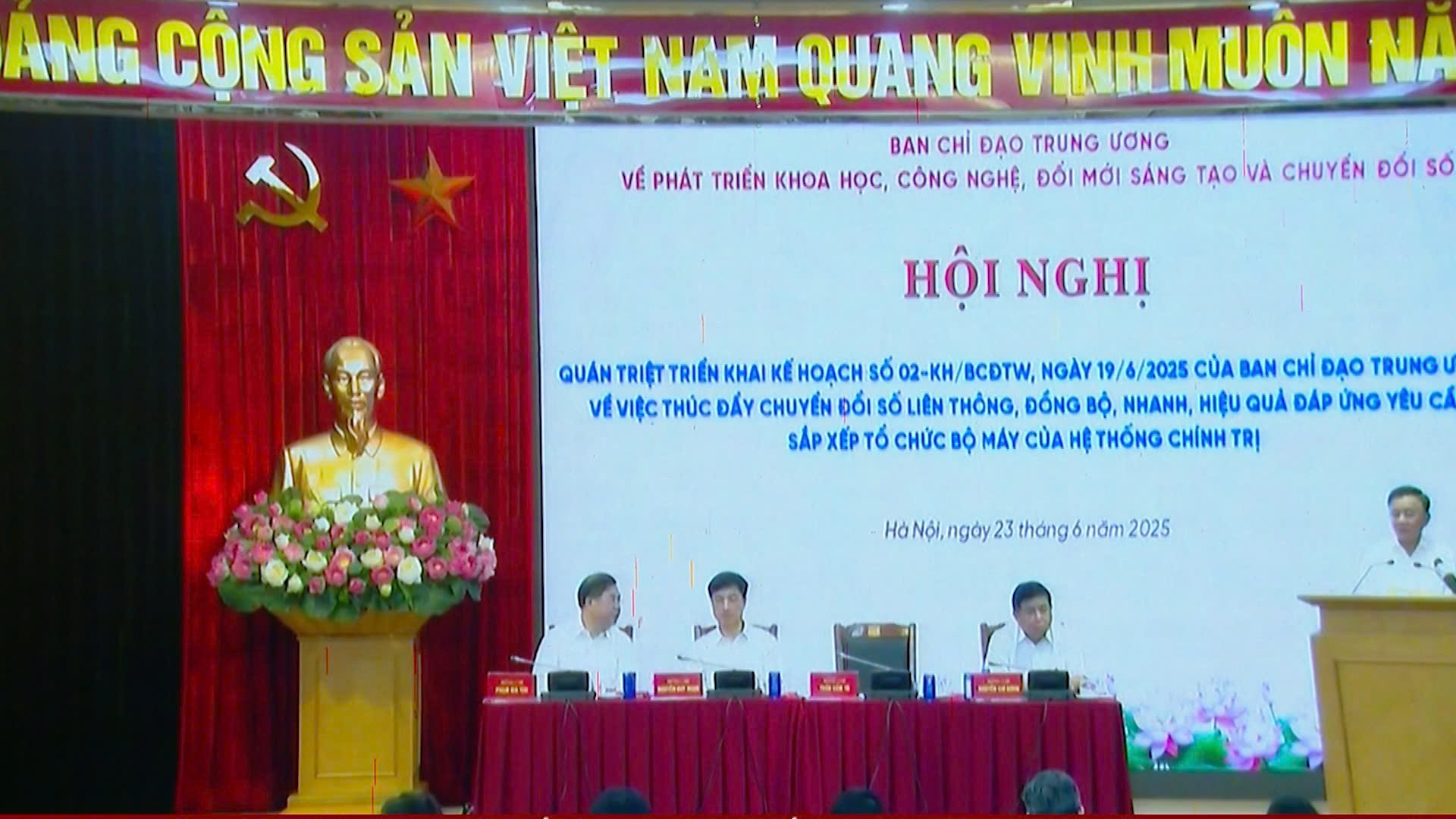 HỘI NGHỊ TOÀN QUỐC TRIỂN KHAI KẾ HOẠCH  VỀ THÚC ĐẨY CHUYỂN ĐỔI SỐ