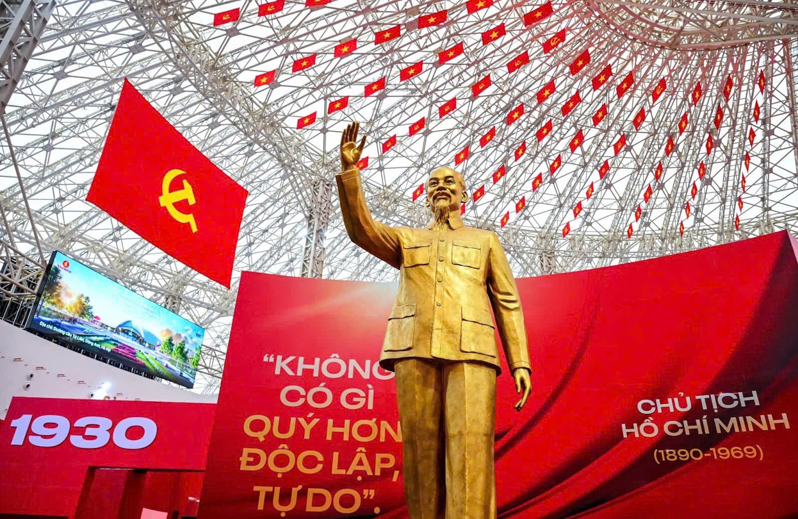 Thế Hệ Trẻ Việt Nam: Viết Tiếp Bản Hùng Ca Yêu Nước Bằng sự kết nối sữa công nghệ và lịch sử