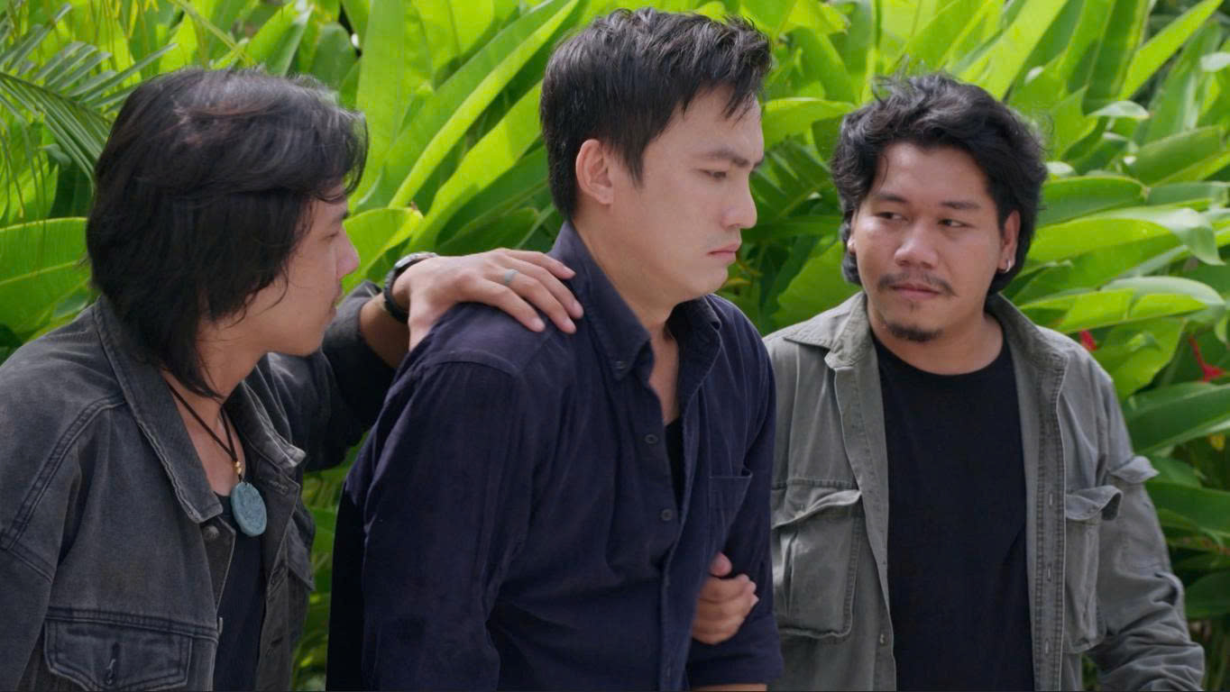 Bi kịch nối tiếp bi kịch: Gia đình ông Phong chao đảo vì món nợ đỏ đen của cậu Ba