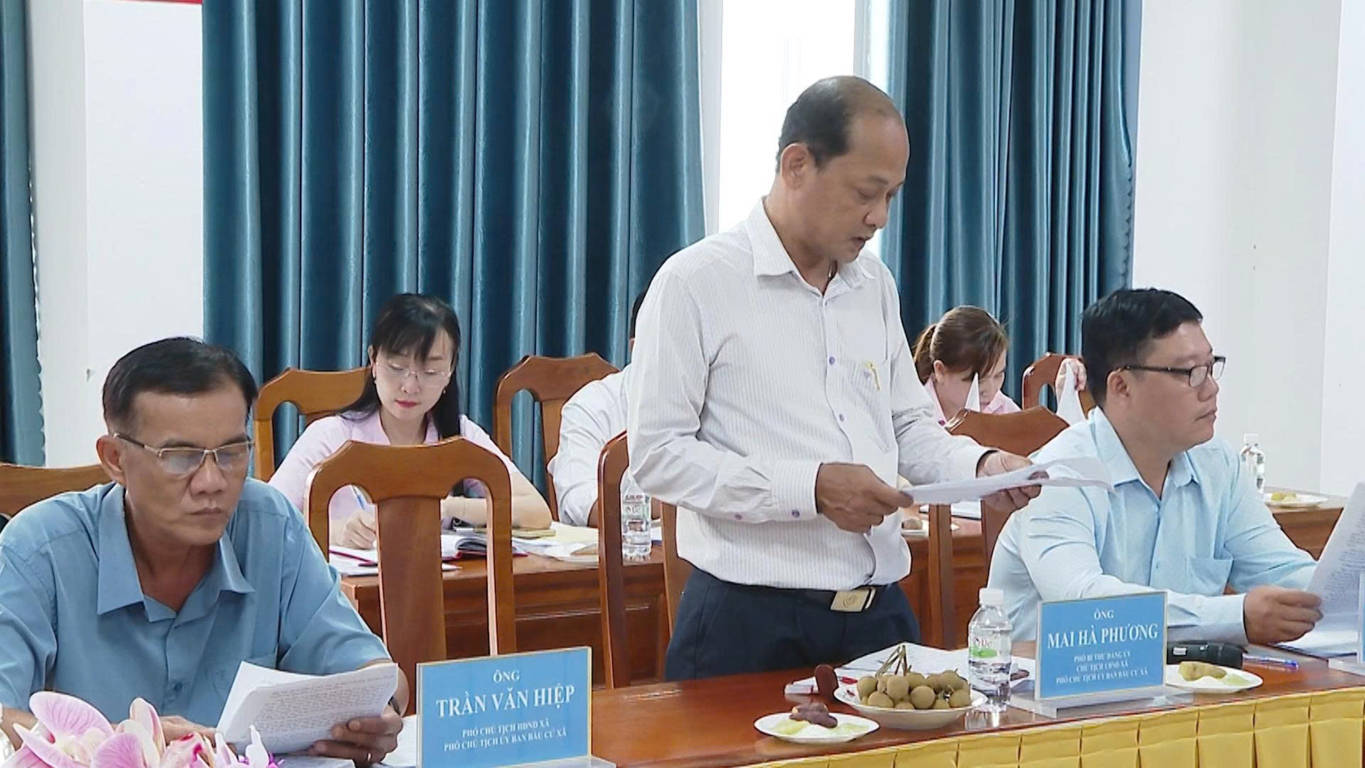 BAN CHỈ ĐẠO BẦU CỬ TỈNH, ỦY BAN BẦU CỬ TỈNH VĨNH LONG KIỂM TRA CÔNG TÁC CHUẨN BỊ BẦU CỬ TẠI CÁC XÃ, PHƯỜNG